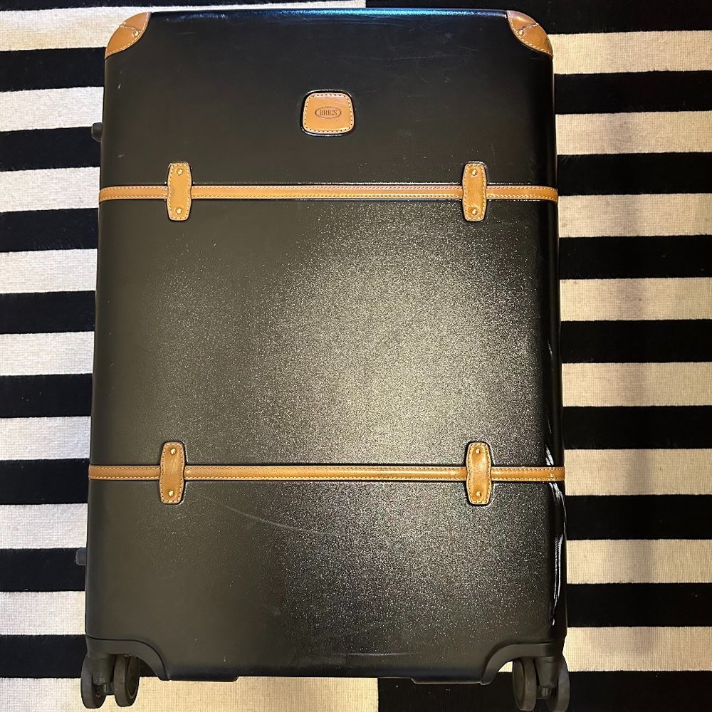 Bric's Bellagio 30" Spinner Trunk Black & Tan